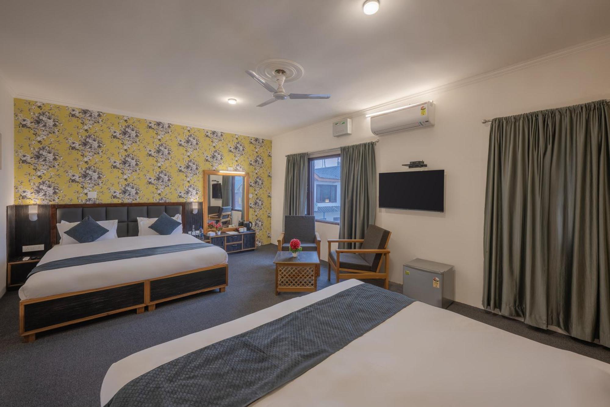 Echor Kashmir Holidays Resort Srinagar Srīnagar Exterior foto